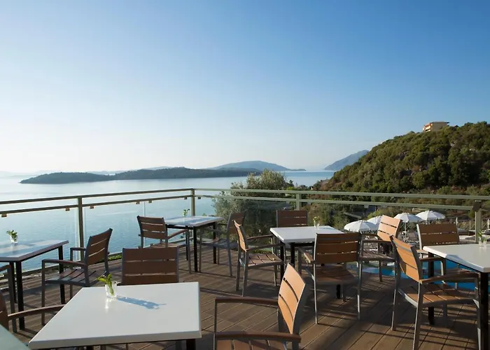 Red Tower 4* Νικιάνα