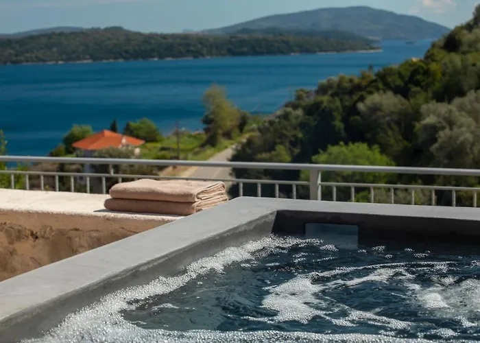 Ξενοδοχείο Red Tower Νικιάνα