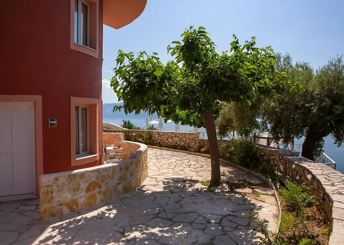 Red Tower Ξενοδοχείο 4*