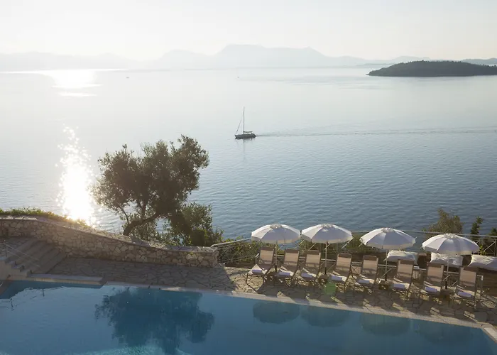 Ξενοδοχείο Red Tower Νικιάνα