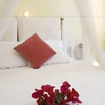 Hotell Red Tower Nikiana