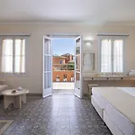 Hotel Red Tower 4*
