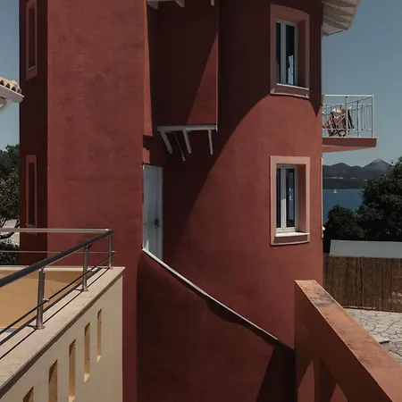 Red Tower Hotel