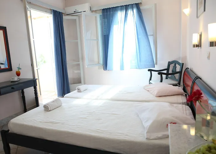 Red Tower Hotel Nikiana