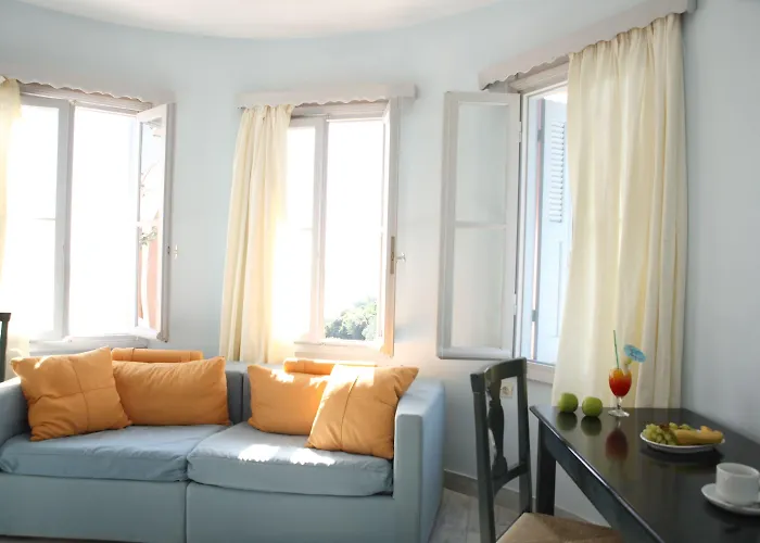 Red Tower Hotel Nikiana